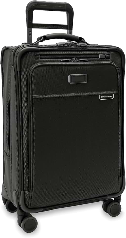 Briggs & Riley Essential Spinner